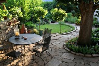 backyard-patio-landscaping-85_4 Двор двор озеленяване