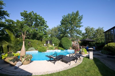 backyard-pool-and-landscaping-ideas-35_15 Градински басейн и идеи за озеленяване