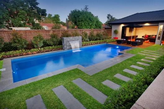 backyard-pool-landscaping-ideas-pictures-91_7 Двор басейн озеленяване идеи снимки