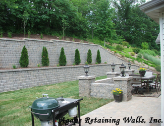 backyard-retaining-wall-32 Подпорна стена на задния двор