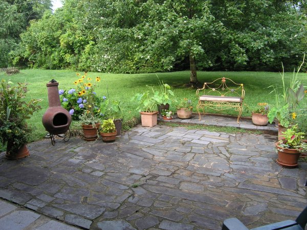 backyard-stone-patio-13_4 Двор камък вътрешен двор