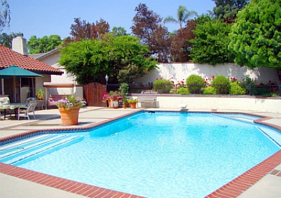 backyard-with-pool-landscaping-ideas-54_8 Двор с идеи за озеленяване на басейн