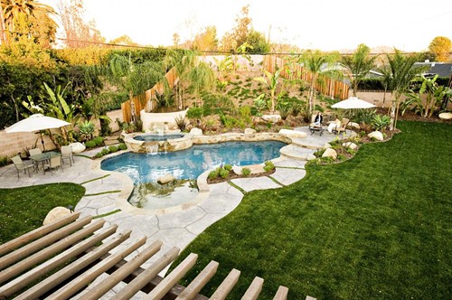 backyards-with-pools-and-landscaping-76_7 Дворове с басейни и озеленяване