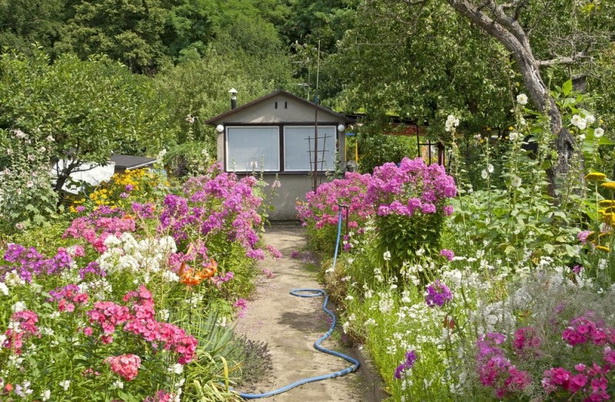 beautiful-cottage-gardens-59_18 Красива вила градини