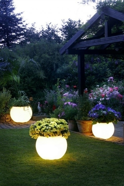 cheap-backyard-lighting-ideas-84 Евтини идеи за осветление на задния двор