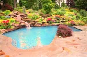 cheap-pool-landscaping-ideas-14_13 Евтини идеи за озеленяване на басейни