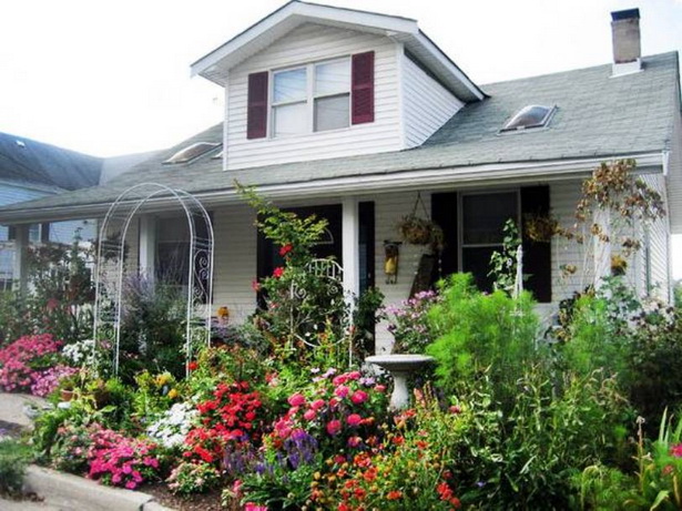 cottage-front-yard-landscaping-ideas-46_9 Вила преден двор идеи за озеленяване