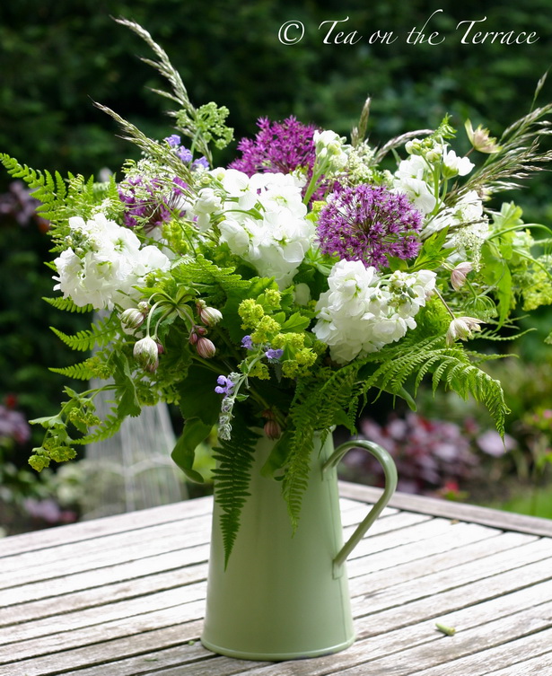 cottage-garden-flower-arrangements-63_11 Вила градински цветни аранжировки