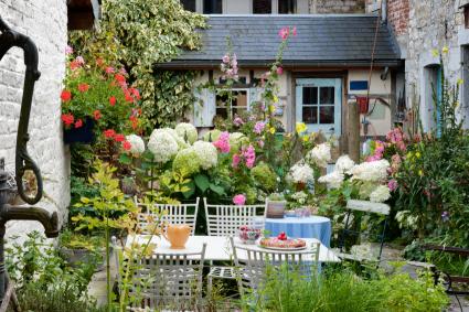 cottage-garden-patio-ideas-10_3 Вила градина вътрешен двор идеи