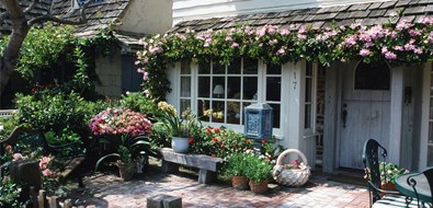 cottage-style-front-yard-landscaping-57_17 Вила стил преден двор озеленяване