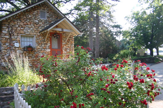 cottages-and-gardens-87_19 Вили и градини