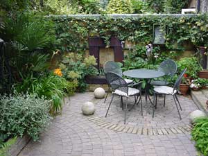 courtyard-garden-design-75_5 Двор градина дизайн