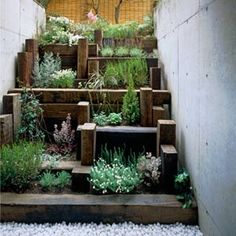 creative-garden-ideas-small-spaces-93_19 Творчески идеи за градина малки пространства