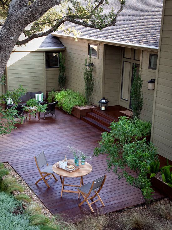 decks-and-patios-for-small-yards-30_18 Палуби и вътрешни дворове за малки дворове