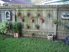 decorate-backyard-fence-91_2 Украсете задния двор ограда