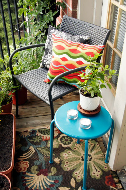 decorating-a-small-patio-space-24 Декориране на малък вътрешен двор