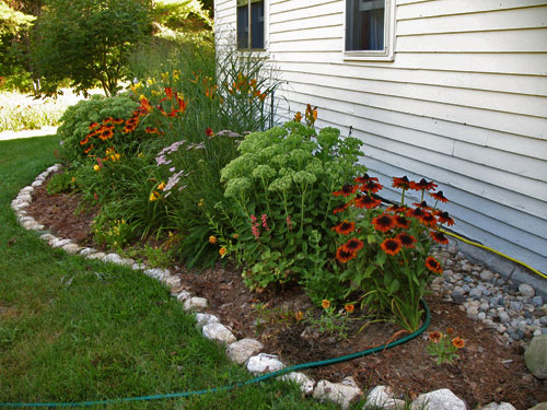 easy-garden-edging-ideas-13_18 Лесни идеи за кантиране на градината