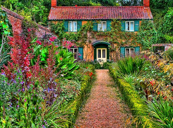 english-cottage-garden-pictures-79_12 Английски вила градина снимки