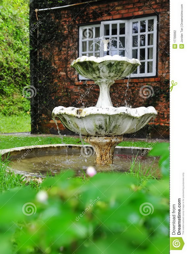 english-garden-water-fountains-27_9 Английски градински фонтани
