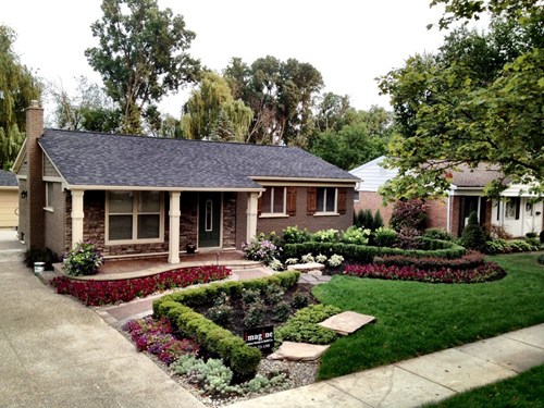 examples-of-front-yard-landscaping-31_12 Примери за озеленяване на предния двор