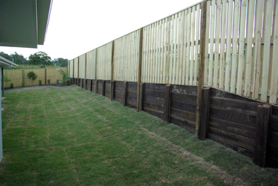fence-retaining-wall-ideas-61_19 Ограда подпорна стена идеи