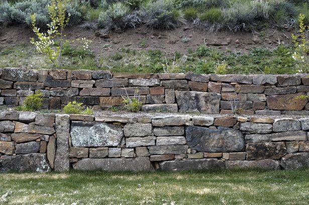 fieldstone-retaining-wall-27_12 Подпорна стена