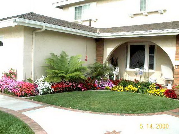 flower-beds-in-front-of-house-51_20 Цветни лехи пред къщата