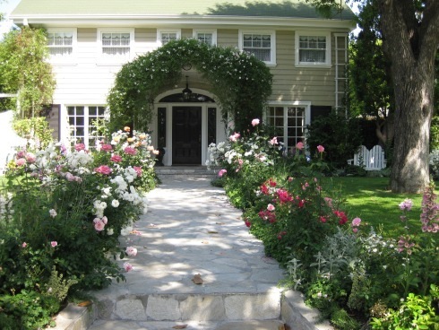 flower-garden-ideas-for-front-yard-28_14 Идеи за цветна градина за предния двор