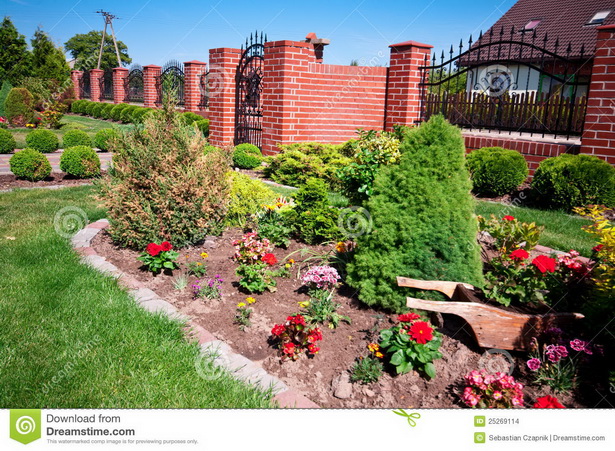 front-of-house-garden-37_5 Пред къщата градина