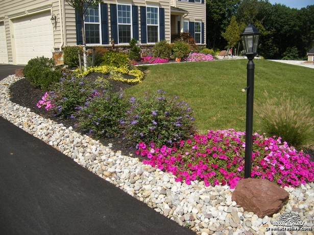 front-yard-driveway-landscaping-ideas-93_13 Идеи за озеленяване на предния двор