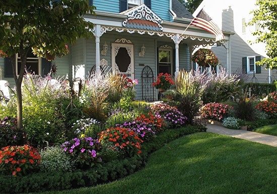 front-yard-flower-bed-landscaping-ideas-91_18 Преден двор цветна леха идеи за озеленяване
