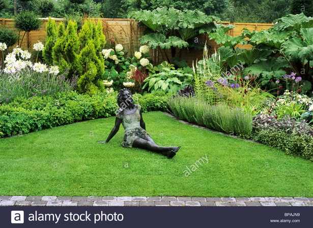 garden-design-for-small-gardens-pictures-91_17 Градински дизайн за малки градини снимки