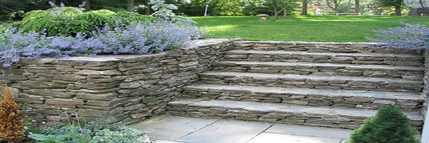 garden-stone-retaining-wall-90_4 Подпорна стена от градински камък
