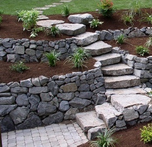 garden-stone-retaining-wall-90_6 Подпорна стена от градински камък