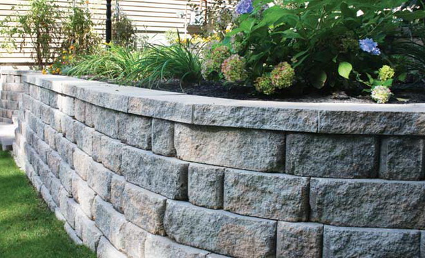 garden-stone-retaining-wall-90_7 Подпорна стена от градински камък