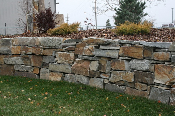 garden-stone-wall-design-ideas-94_3 Градинска каменна стена дизайн идеи