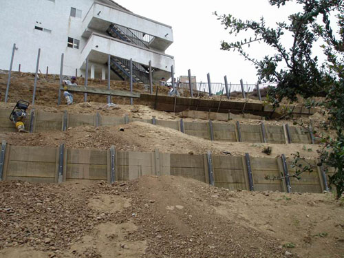 hillside-retaining-wall-11_2 Подпорна стена на хълма