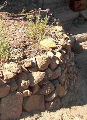 how-to-build-a-rock-garden-wall-32_13 Как да се изгради стена рок градина