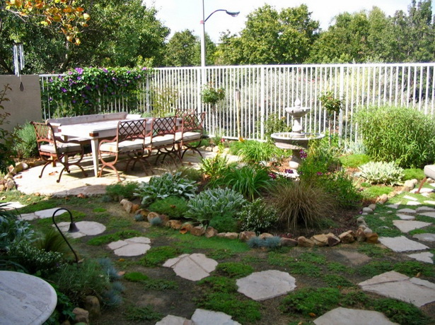 ideas-for-small-gardens-on-a-budget-26_14 Идеи за малки градини на бюджет