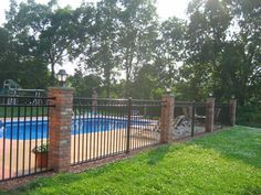 inground-pool-fence-ideas-77_16 Идеи за ограда на вземен басейн