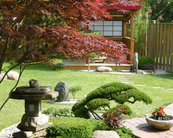Японски открит градина декор