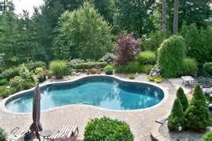 landscaping-around-inground-pool-ideas-63_13 Озеленяване около идеи за вътрешен басейн
