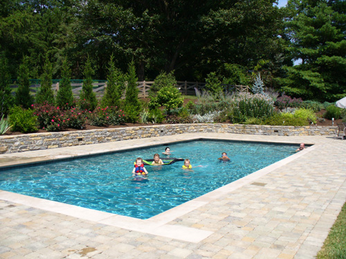 landscaping-around-inground-pool-ideas-63_16 Озеленяване около идеи за вътрешен басейн