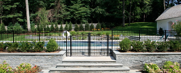 landscaping-around-pool-fence-87_18 Озеленяване около ограда басейн