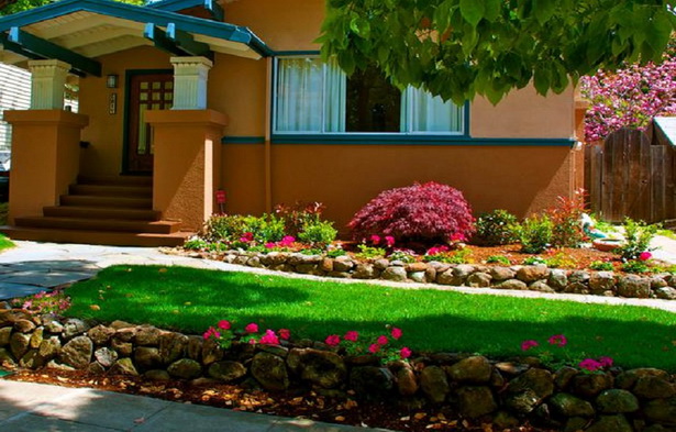 landscaping-ideas-for-front-of-house-small-yard-89_17 Озеленяване идеи за предната част на къщата малък двор