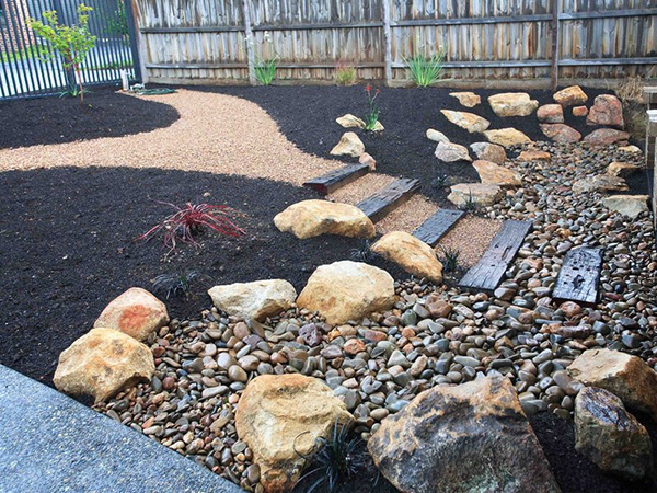 landscaping-ideas-with-rocks-and-stones-28_12 Озеленяване идеи с камъни и камъни