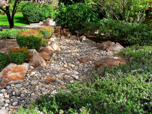 landscaping-rock-garden-67_9 Озеленяване алпинеум
