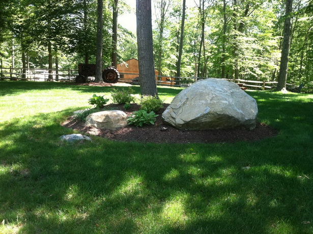 landscaping-with-large-rocks-ideas-74_3 Озеленяване с големи скални идеи