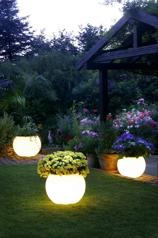 lighting-ideas-for-gardens-75_15 Идеи за осветление на градини