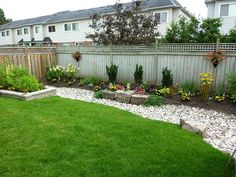 low-maintenance-backyard-landscaping-ideas-21_10 Ниска поддръжка задния двор озеленяване идеи